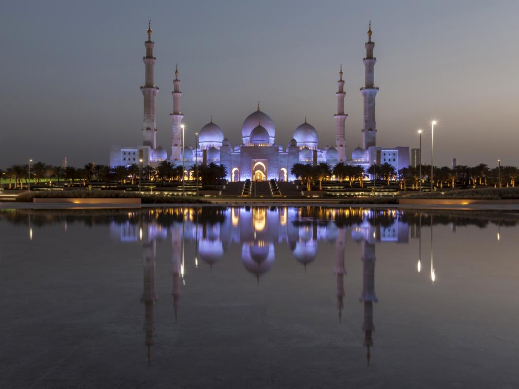 Die Moschee am Abend