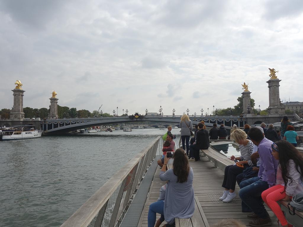 Les Bateaux Parisiens