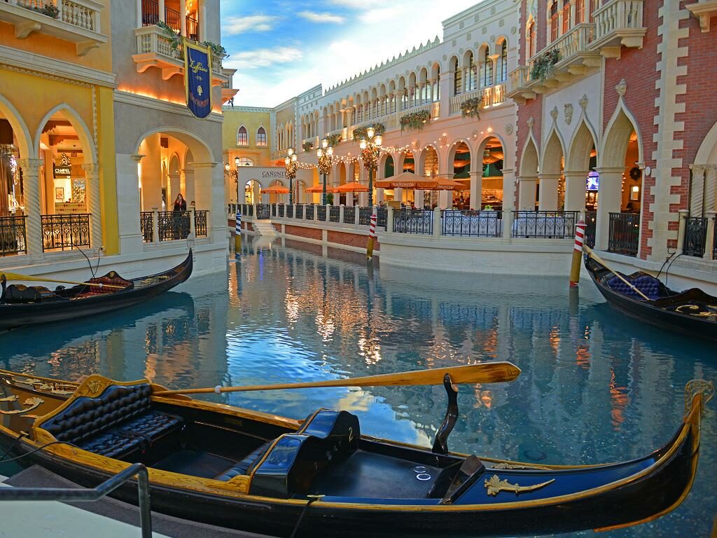 grand-canal-shoppes Grand Canal Shoppes