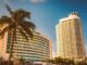 Die Vorderseite vom Fontainebleau Miami Beach