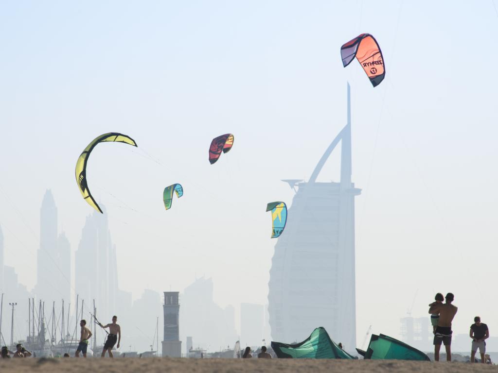 Kite Beach Dubai und Burj al Arab