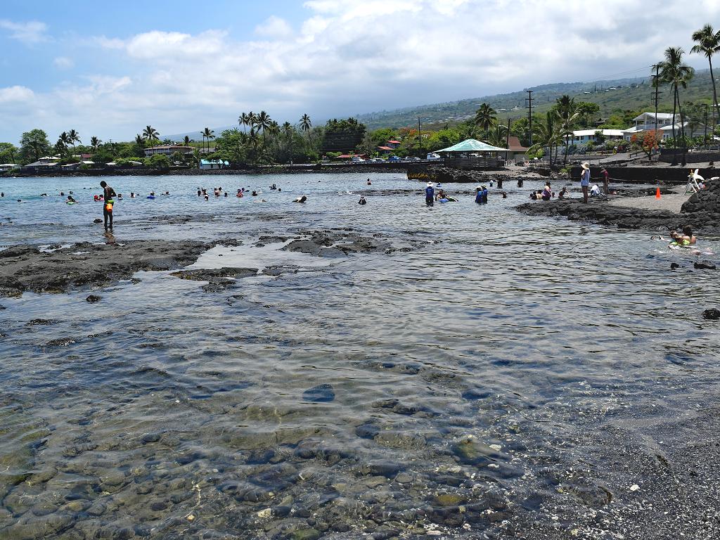 Kahaluu Beach